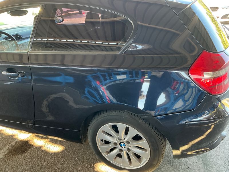 BMW 1er 120d 2008 – снимка 31