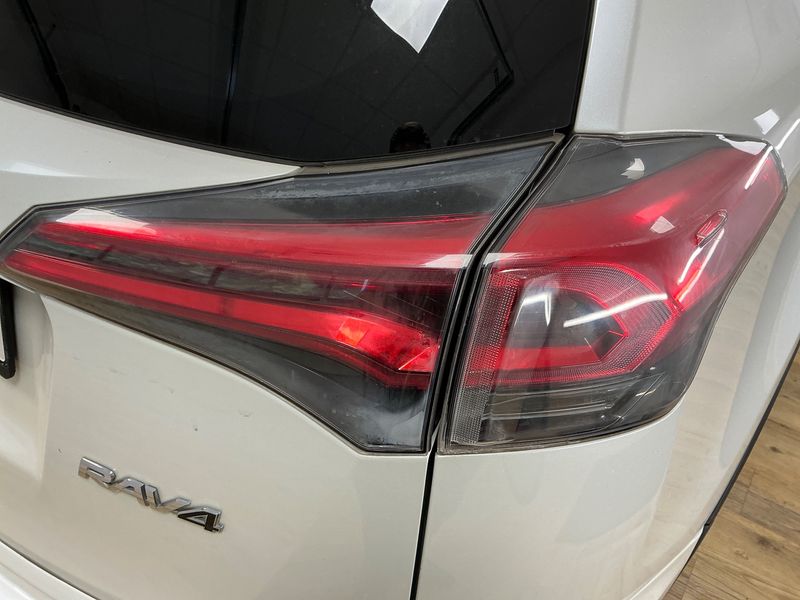 Toyota RAV 4 2.0 D-4D Edition 2016 – снимка 32