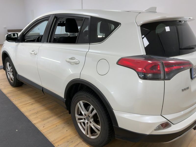 Toyota RAV 4 2.0 D-4D Edition 2016 – снимка 6