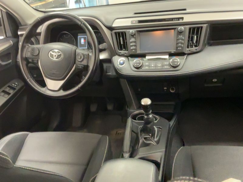 Toyota RAV 4 2.0 D-4D Edition 2016 – снимка 18