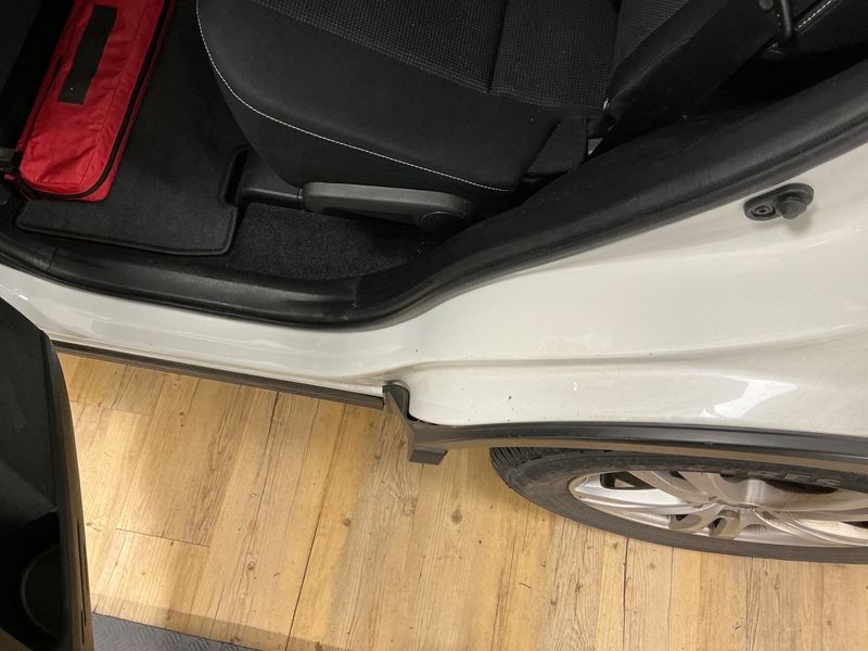 Toyota RAV 4 2.0 D-4D Edition 2016 – снимка 25