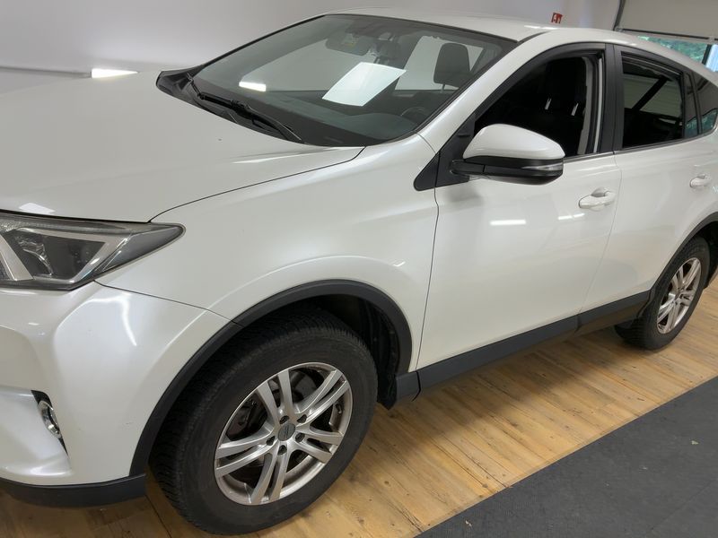 Toyota RAV 4 2.0 D-4D Edition 2016 – снимка 2