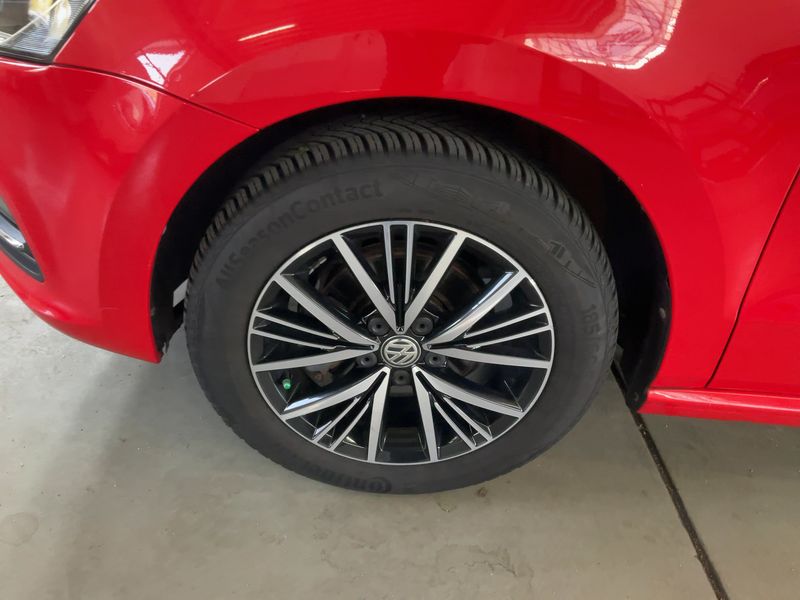 Volkswagen Polo 1.0 Allstar BlueMotion Tech 2017 – снимка 3