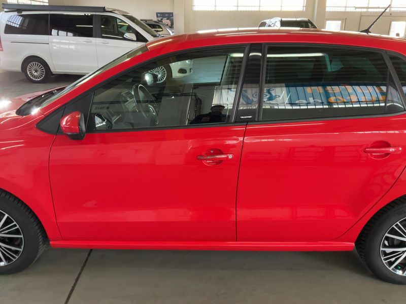 Volkswagen Polo 1.0 Allstar BlueMotion Tech 2017 – снимка 4