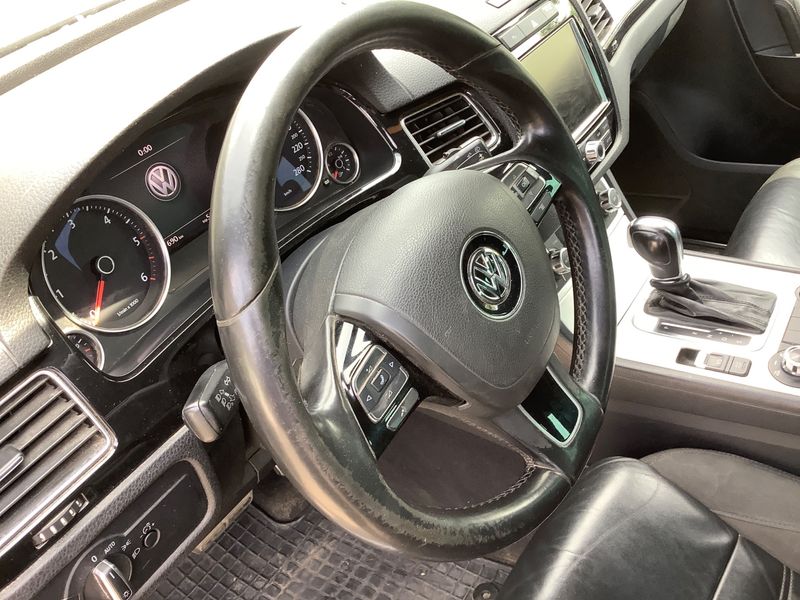 Volkswagen Touareg 3.0 V6 TDI BlueMotion Tech 2012 – снимка 30