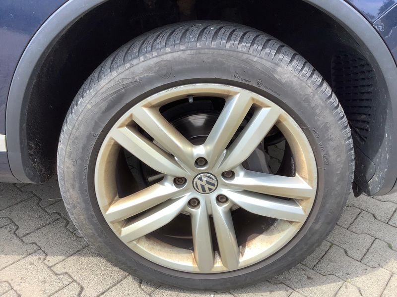 Volkswagen Touareg 3.0 V6 TDI BlueMotion Tech 2012 – снимка 11