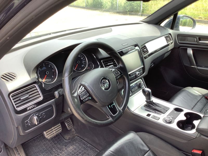 Volkswagen Touareg 3.0 V6 TDI BlueMotion Tech 2012 – снимка 31
