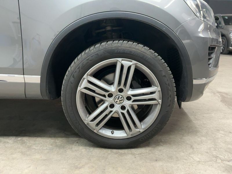 Volkswagen Touareg 3.0 V6 TDI Terrain Tech BlueMotion Tech 2017 – снимка 11