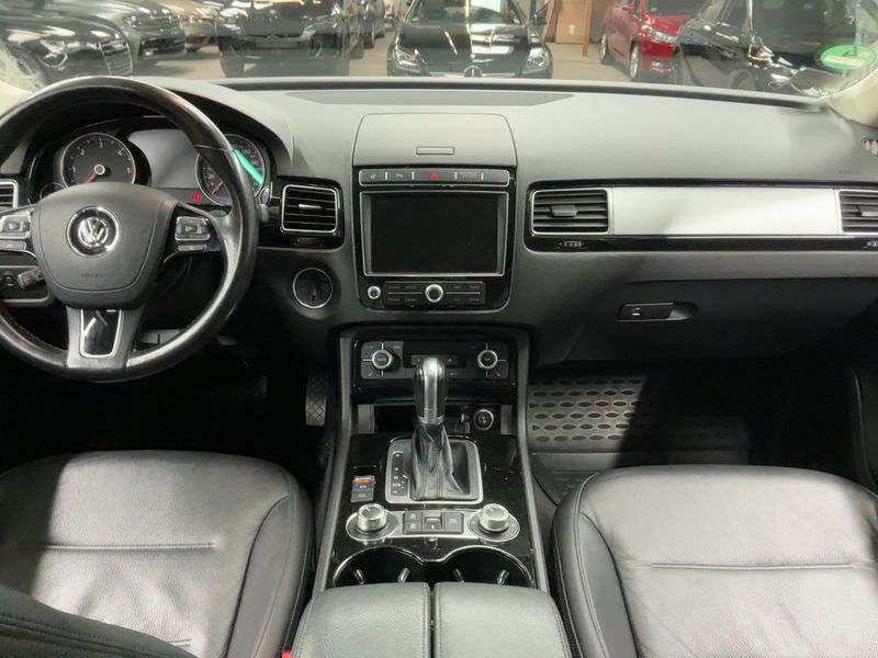 Volkswagen Touareg 3.0 V6 TDI Terrain Tech BlueMotion Tech 2017 – снимка 17