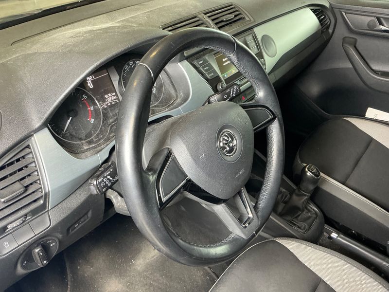 Skoda Fabia 1.2 TSI Ambition 2016 – снимка 22