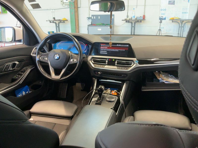 BMW 3er 318d Mild-Hybrid Sport Line 2022 – снимка 17