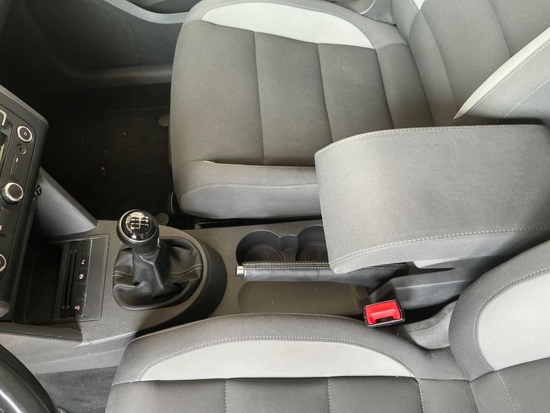 Volkswagen Touran 1.4 TSI Life 2013 – снимка 27