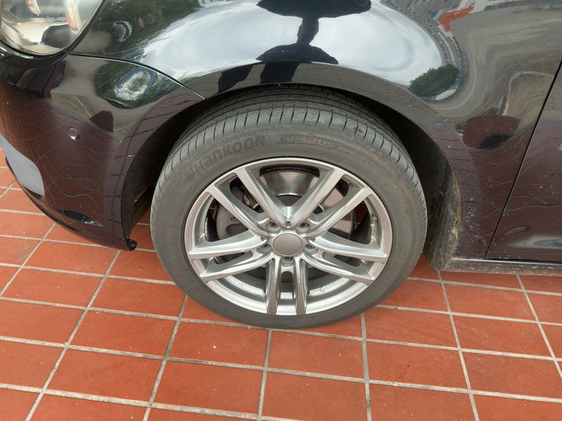 Volkswagen Touran 1.4 TSI Life 2013 – снимка 3
