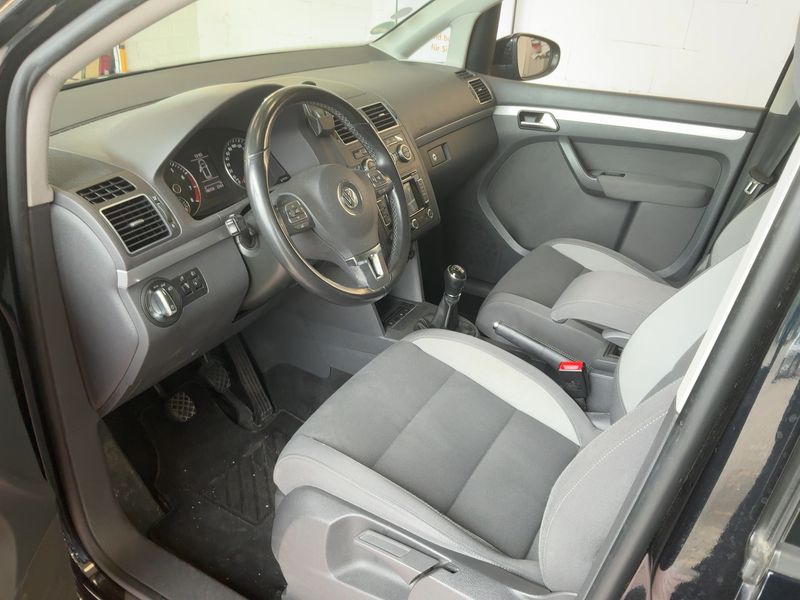 Volkswagen Touran 1.4 TSI Life 2013 – снимка 17