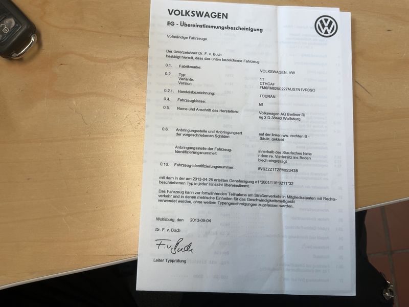 Volkswagen Touran 1.4 TSI Life 2013 – снимка 22