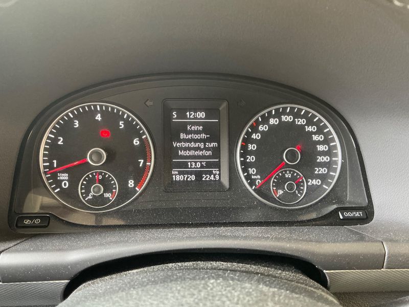 Volkswagen Touran 1.4 TSI Life 2013 – снимка 19