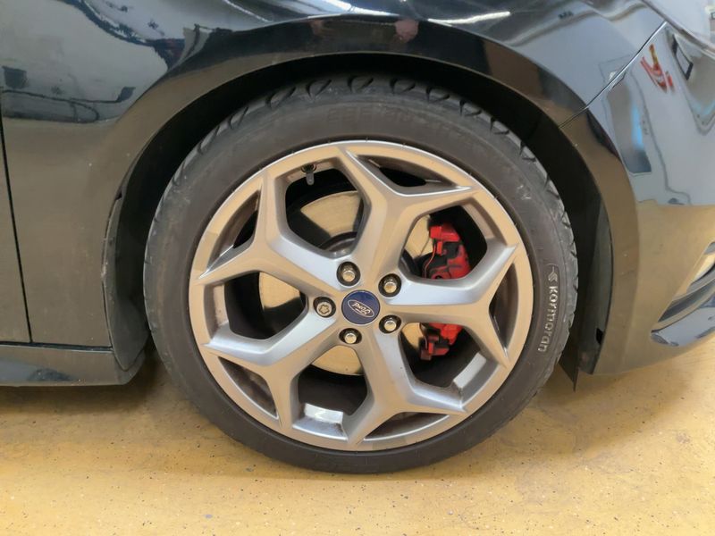 Ford Focus 2.0 TDCi ST 2016 – снимка 11