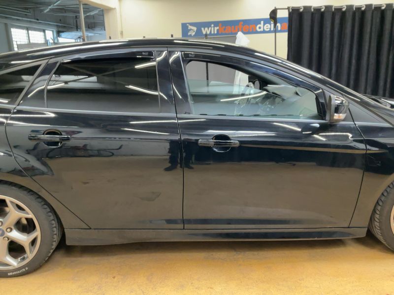 Ford Focus 2.0 TDCi ST 2016 – снимка 10