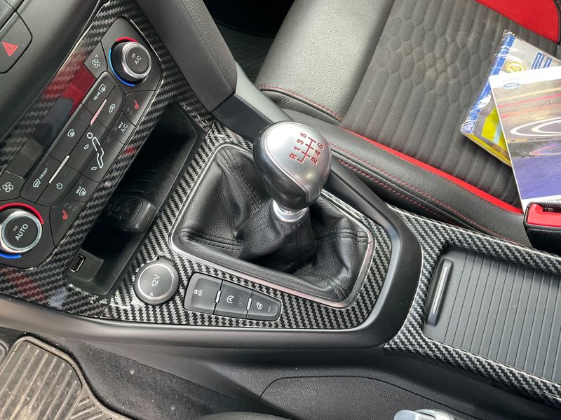 Ford Focus 2.0 TDCi ST 2016 – снимка 25