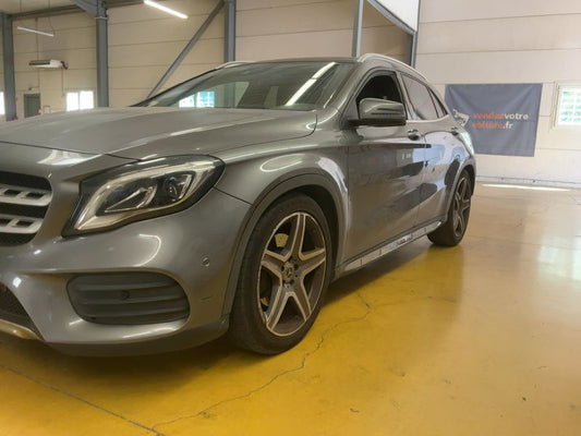 Mercedes-Benz GLA-Klasse GLA 220 d 4Matic Fascination 2017 – снимка 2
