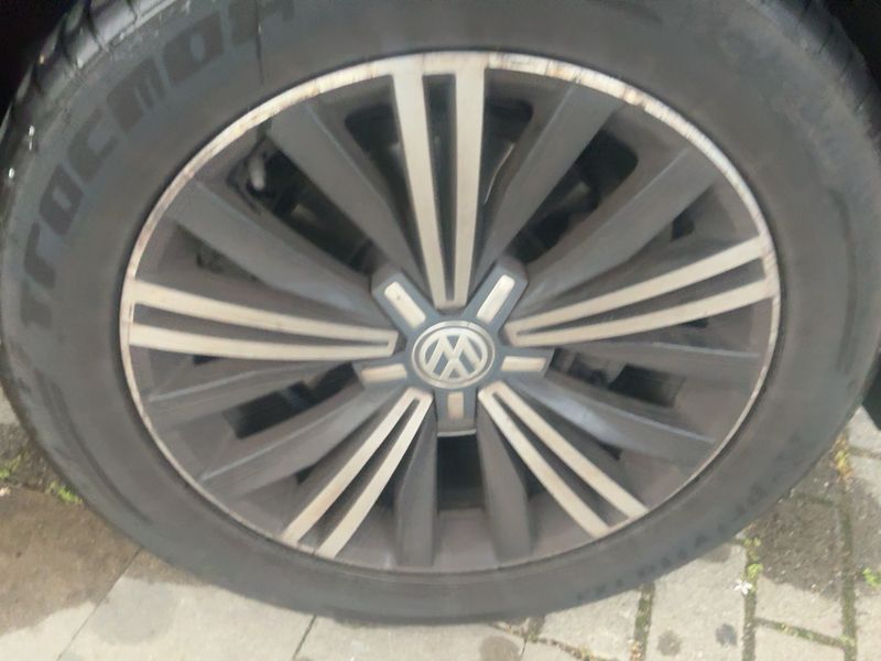 Volkswagen Tiguan 2.0 TDI Sport 4Motion BlueMotion Tech 2016 – снимка 11