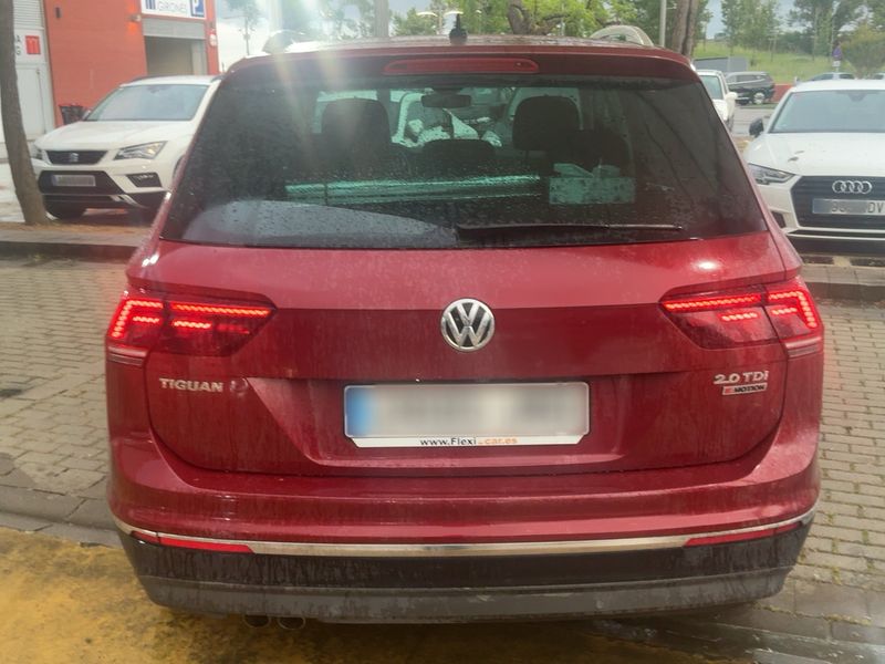 Volkswagen Tiguan 2.0 TDI Sport 4Motion BlueMotion Tech 2016 – снимка 7