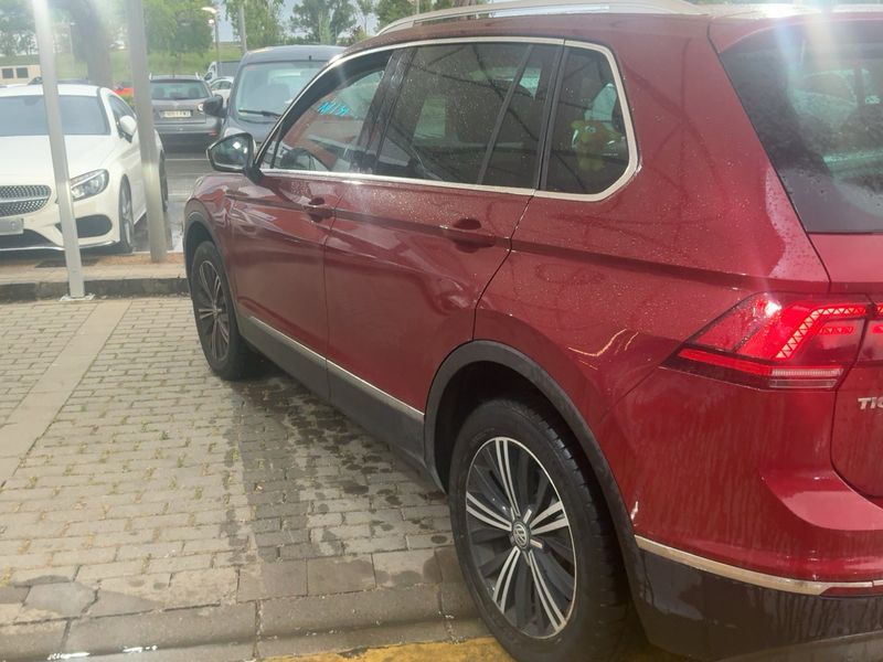 Volkswagen Tiguan 2.0 TDI Sport 4Motion BlueMotion Tech 2016 – снимка 6