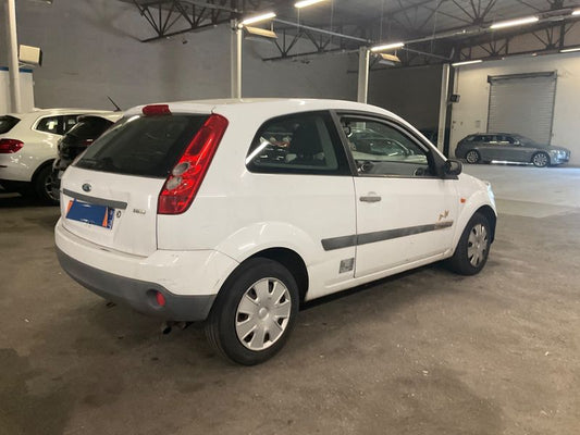 Ford Fiesta 1.4 TDCi Ambiente 2008 – снимка 2