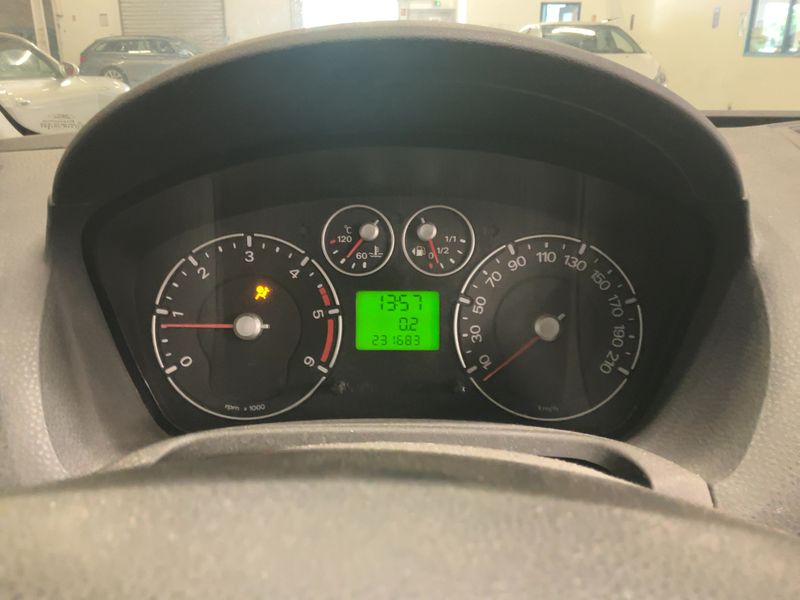 Ford Fiesta 1.4 TDCi Ambiente 2008 – снимка 4