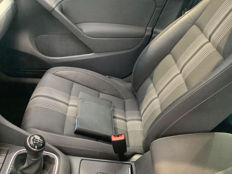 Volkswagen Golf VI 1.2 TSI Match 2012 – снимка 31
