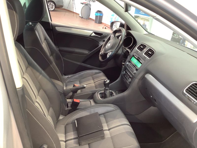 Volkswagen Golf VI 1.2 TSI Match 2012 – снимка 17