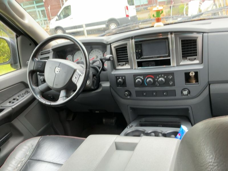 Dodge Ram 1500 5.7 V8 4x4 2007 – снимка 17