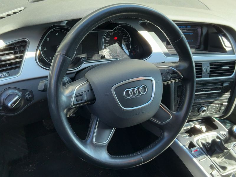 Audi A4 2.0 TDI clean diesel Attraction 2015 – снимка 12