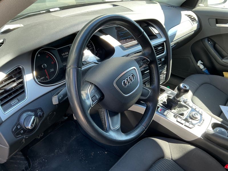 Audi A4 2.0 TDI clean diesel Attraction 2015 – снимка 40
