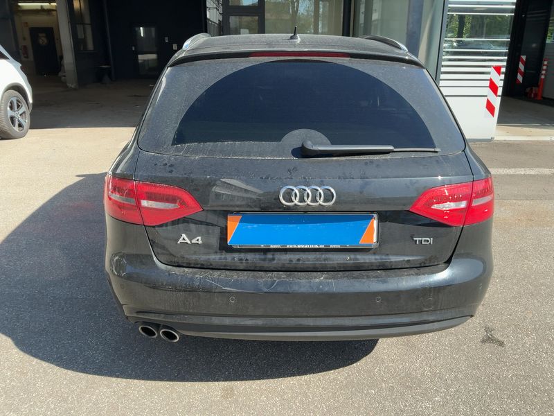 Audi A4 2.0 TDI clean diesel Attraction 2015 – снимка 5