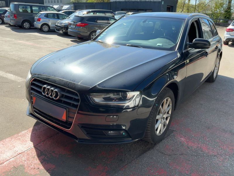 Audi A4 2.0 TDI clean diesel Attraction 2015
