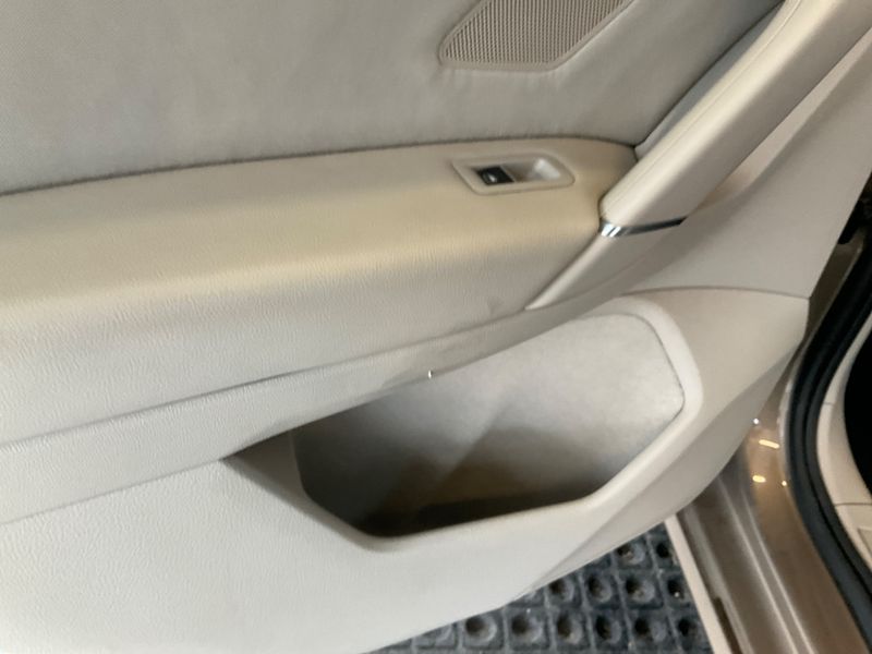 Volkswagen Golf VII Sportsvan 1.4 TSI Highline BlueMotion Tech 2014 – снимка 27