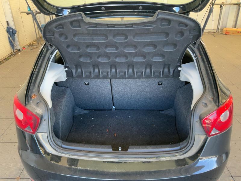 Seat Ibiza 1.2 TSI Stylance / Style 2014 – снимка 15