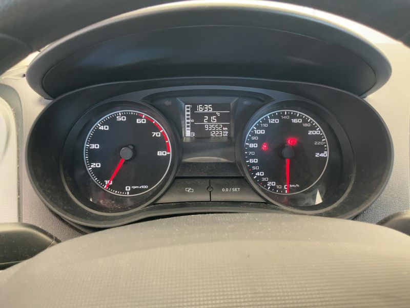 Seat Ibiza 1.2 TSI Stylance / Style 2014 – снимка 18