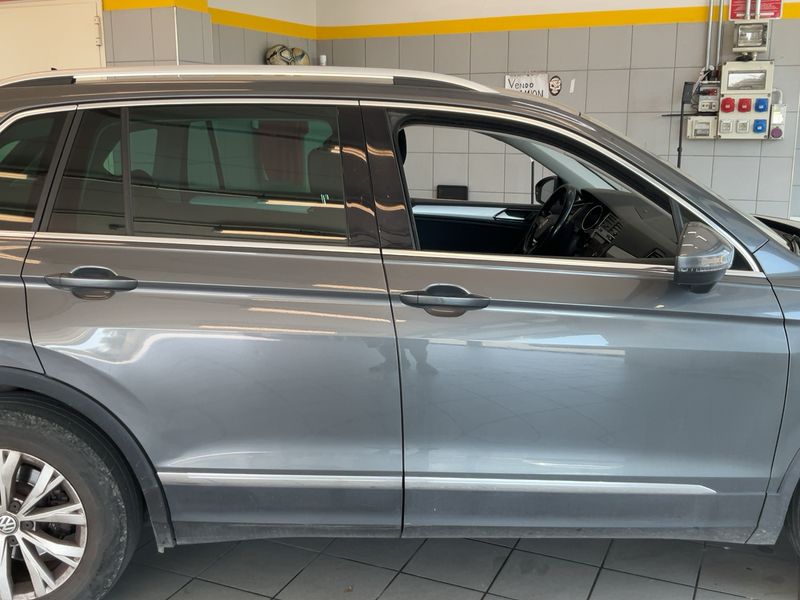 Volkswagen Tiguan 1.6 TDI Business BlueMotion Tech 2017 – снимка 10