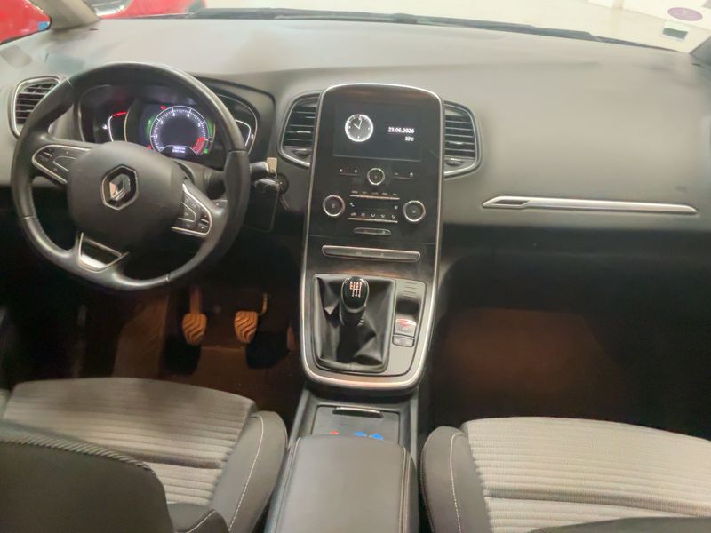 Renault Scenic 1.3 TCe Business 2019 – снимка 17