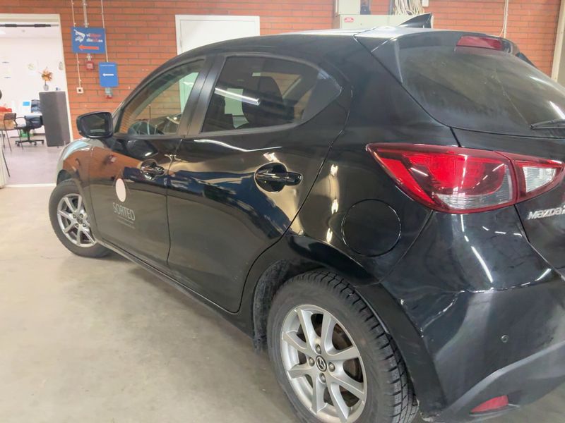Mazda 2 1.5 Exclusive-Line 2019 – снимка 6