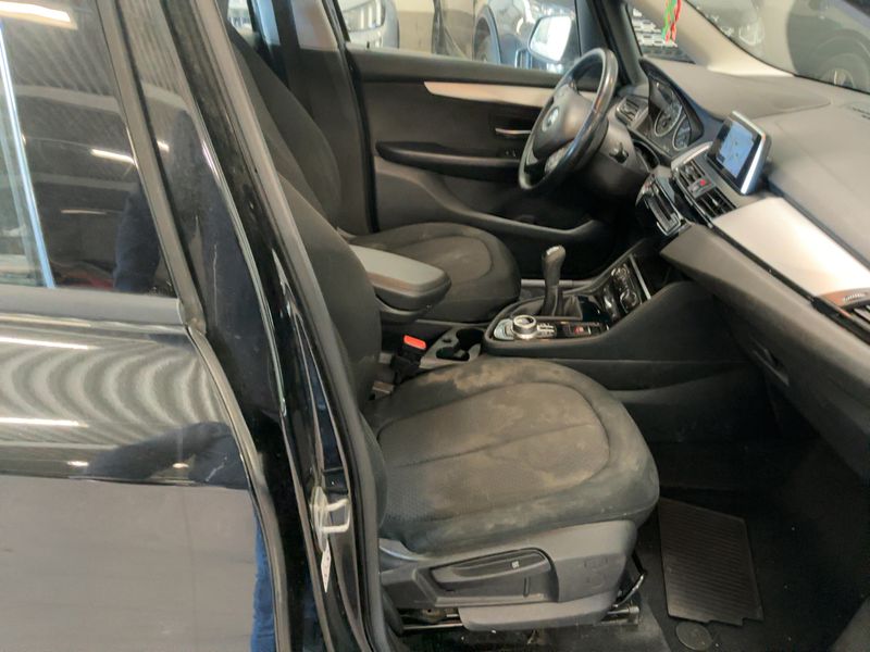 BMW 2er 216d Gran Tourer 2018 – снимка 16