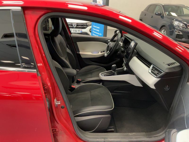 Renault Clio 1.6 Hybrid E-Tech Intens 2020 – снимка 16