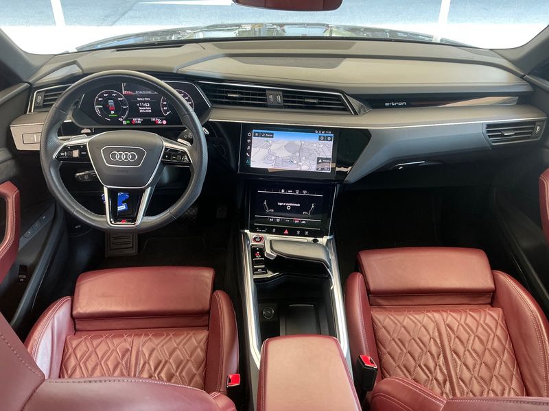 Audi e-tron S quattro 2021 – снимка 17