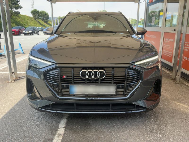 Audi e-tron S quattro 2021 – снимка 14
