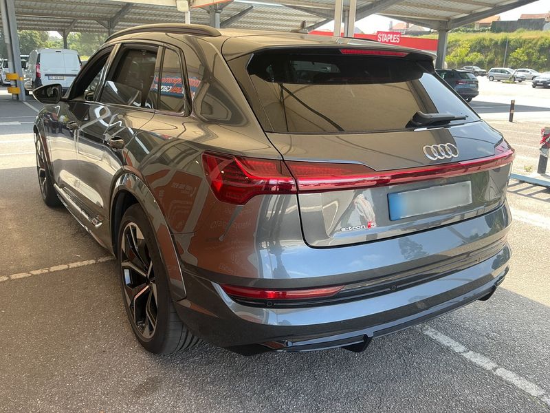 Audi e-tron S quattro 2021 – снимка 6
