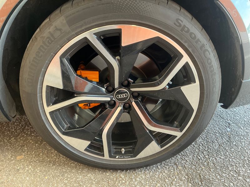 Audi e-tron S quattro 2021 – снимка 5