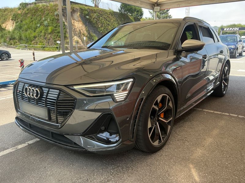 Audi e-tron S quattro 2021 – снимка 1