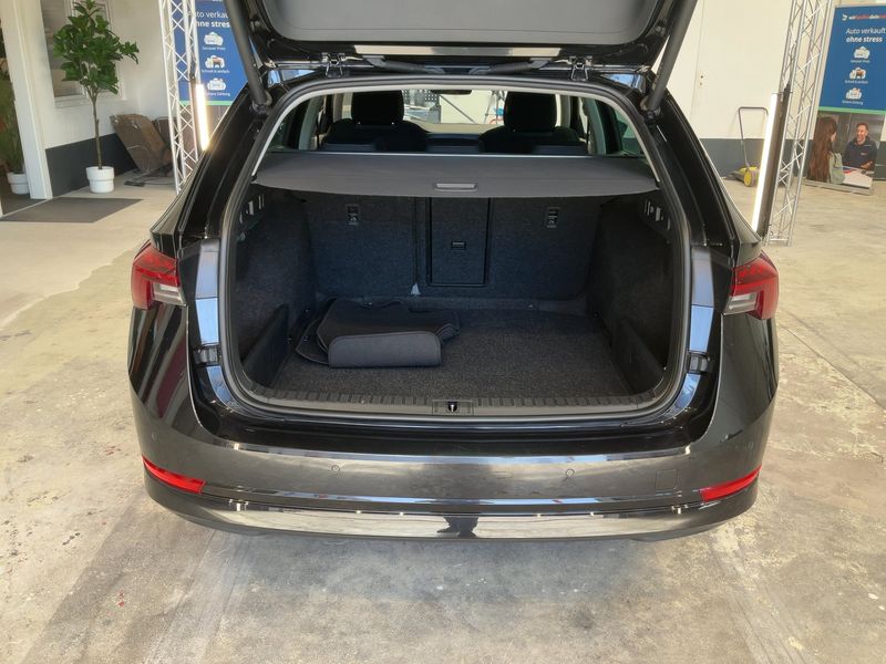 Skoda Octavia 2.0 TDI Clever 2021 – снимка 16